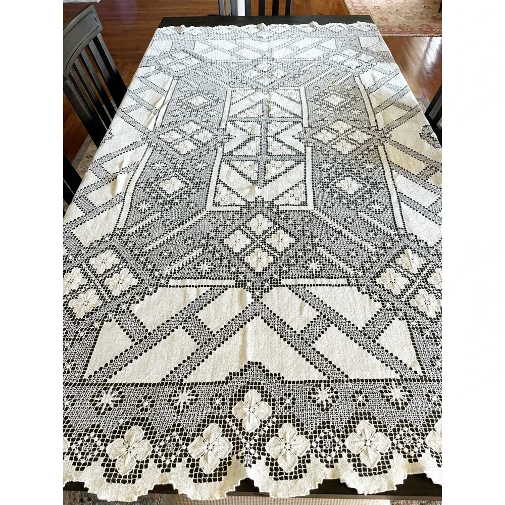 Vintage Handmade Filet Lace Tablecloth 73” x 58”